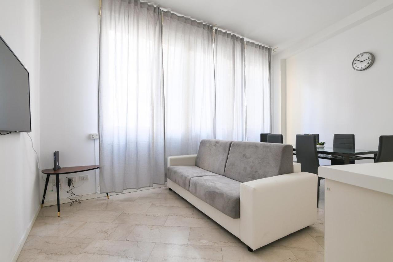 Prestige Boutique Homes - Duomo 1 Милано Екстериор снимка